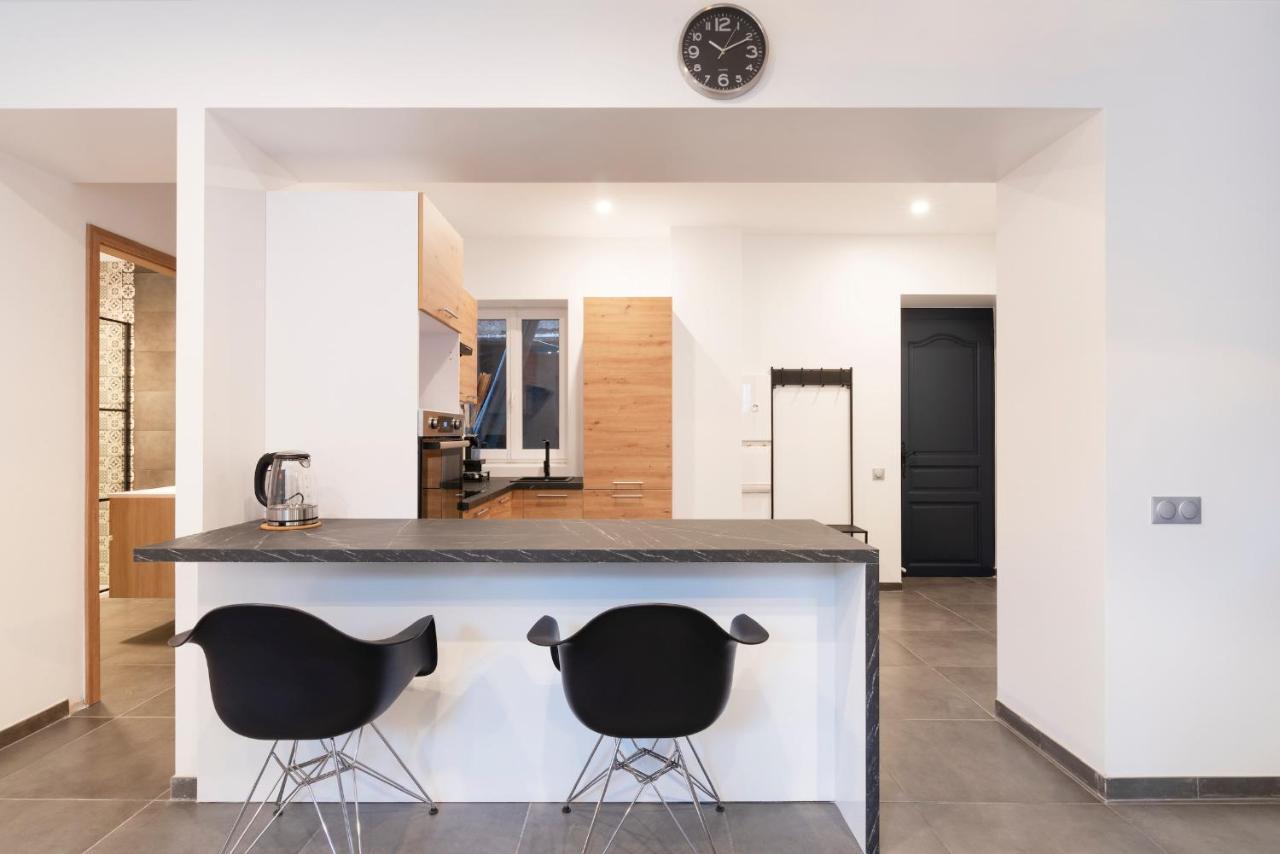 Le 23 Apartment *